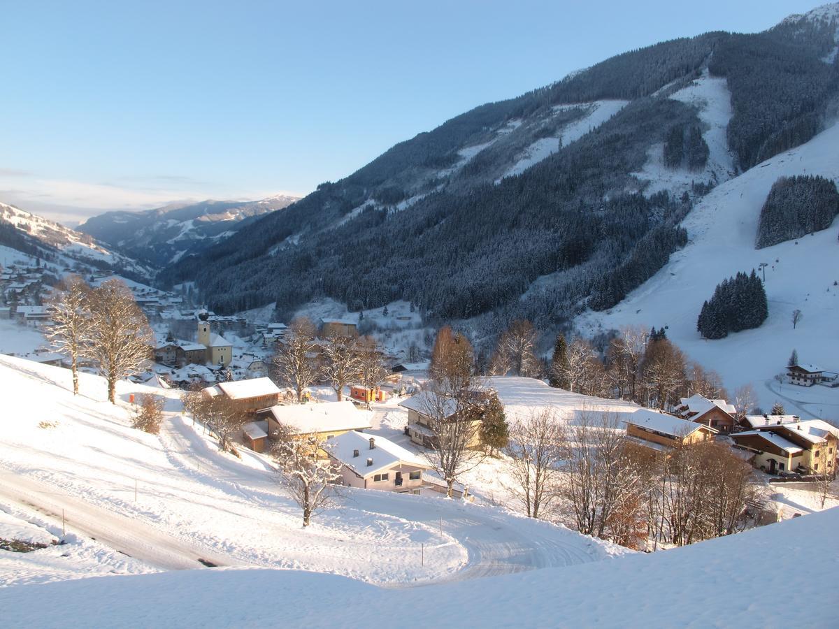Saalbach Apartments Landhaus Bernkogel - Ski In Ski Out Extérieur photo